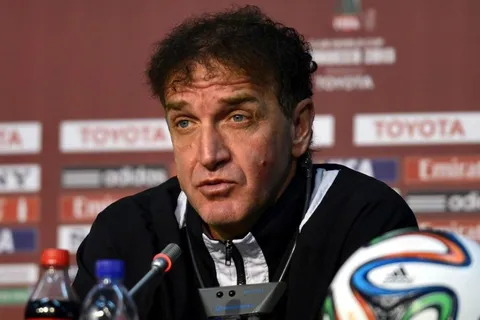 Bryan Ruiz tiene nuevo técnico y no es Osorio, ni Sampaoli