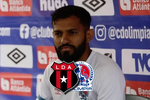 Alajuelense le ofreció esto a Jorge Álvarez.