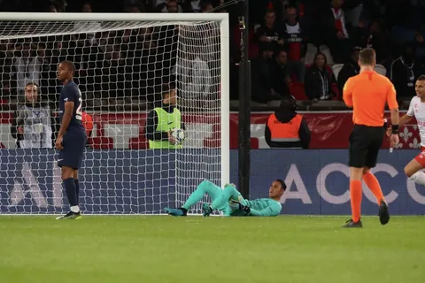 L’Equipe rajó a Keylor Navas tras la derrota de local del PSG