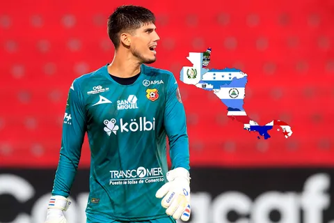 Tras ser marginado por Jafet Soto de Herediano, Aarón Cruz ahora es pretendido por un histórico de Centroamérica