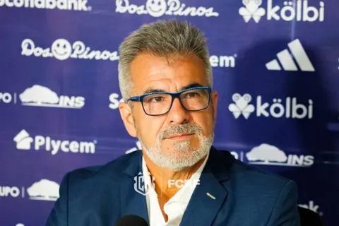 Horacio Elizondo está molesto con los directivos de la Fedefútbol.
