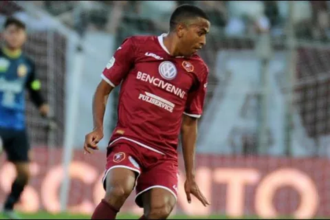 Rigoberto Rivas fue titular con Reggina en el primer partido del año