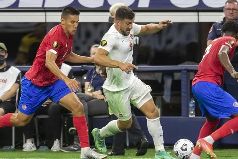 Costa Rica perdió 2-0 ante Canadá y quedó eliminada de la Copa Oro [VIDEO]