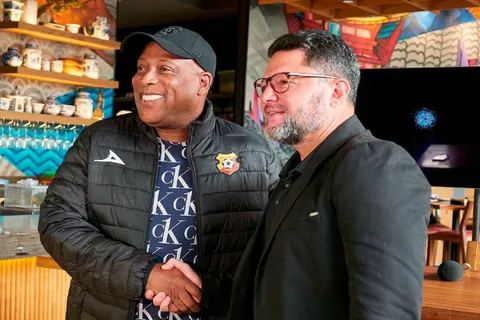 Jafet Soto: "Hernán Medford tuvo ofertas en Honduras y Guatemala, por suerte ninguna fue atractiva"