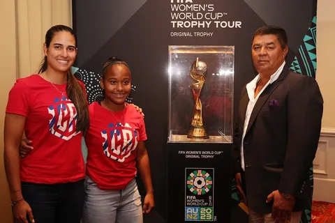 El trofeo del Mundial Femenino se exhibió en Costa Rica
