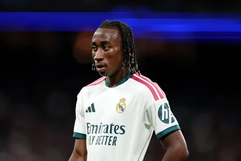 Real Madrid goleó 4-1 al Leipzig y sumó su tercera victoria en Champions con Diomande decisivo
