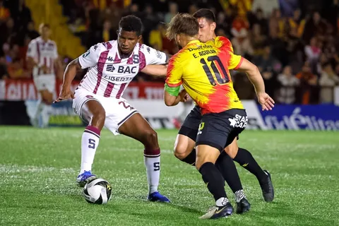 Ex Saprissa y Herediano es campeón como DT. (Foto: UNAFUT)