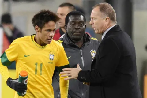 Extécnico de Brasil es candidato para dirigir a la Selección de Costa Rica