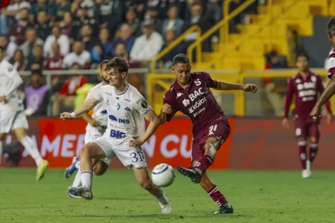 Saprissa y Cartaginés empataron en la ida.