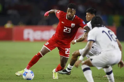Todo Panamá consternado por la noticia de Michael Amir Murillo que puede dejar a Thomas Christiansen sin Mundial 2026: "Baja importante"