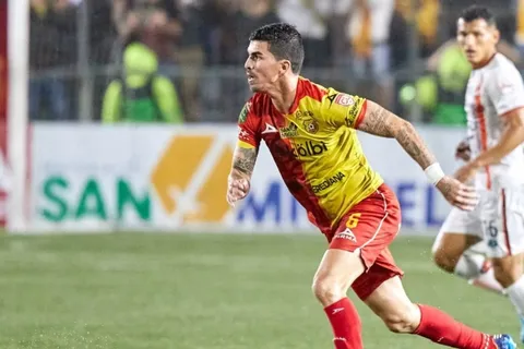 Herediano empata ante Puntarenas y extiende su invicto una fecha más