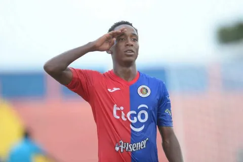 Agente de Brayan Gil habló sobre su futuro y los del FAS se decepcionan