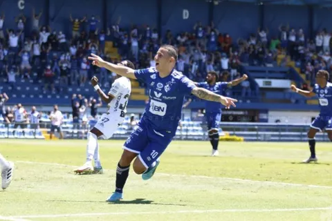 Costa Rica: Última fecha de la jornada podría traer nuevo líder al campeonato