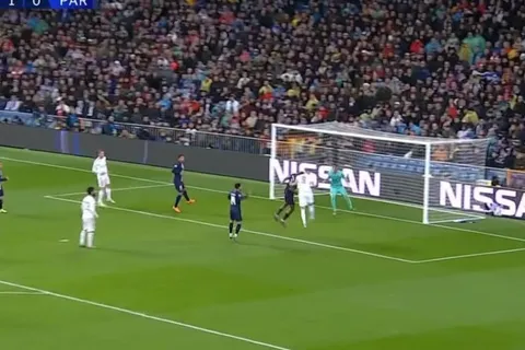 Benzema le encontró la medida a Keylor, pero ni así ganó el Madrid a PSG