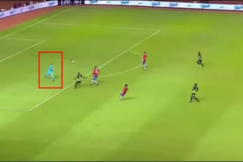 Keylor Navas tuvo tres grandes intervenciones contra Jamaica
