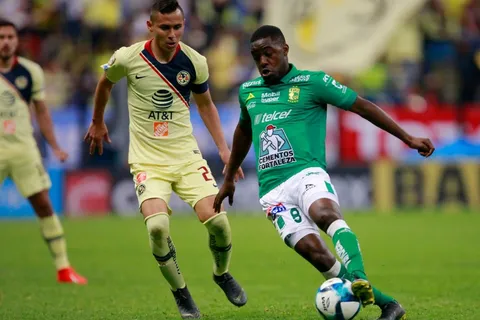 Gran partido de Joel Campbell en el Azteca