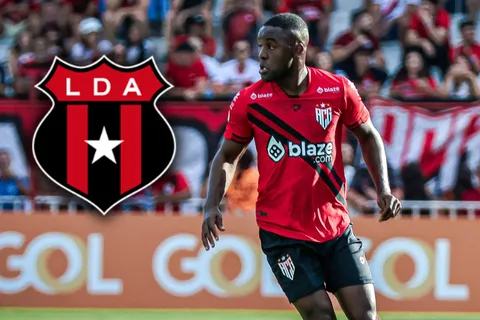 "Llegó a un acuerdo": Joel Campbell definió su futuro y lo cambia todo en Alajuelense