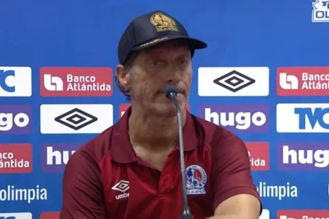 Pedro Troglio trata de irrespetuosa a la prensa de Honduras [VIDEO]