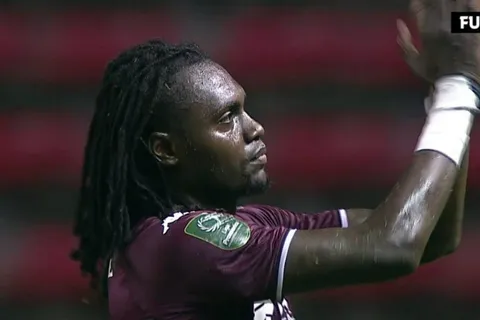 Los motivos por los que Saprissa dejaría ir a Aubrey David