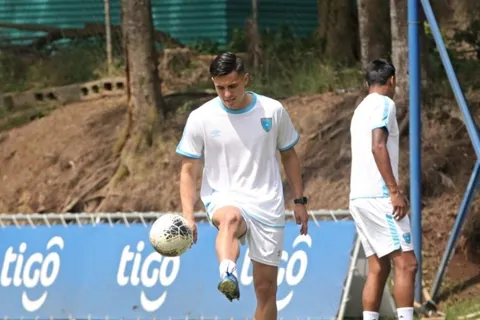 Rubio Rubín admitió ser un admirador de Carlos Ruiz [VIDEO]