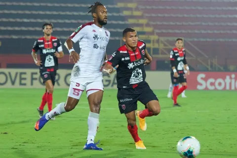 Alajuelense y Saprissa dominan en el once ideal de la Liga Concacaf