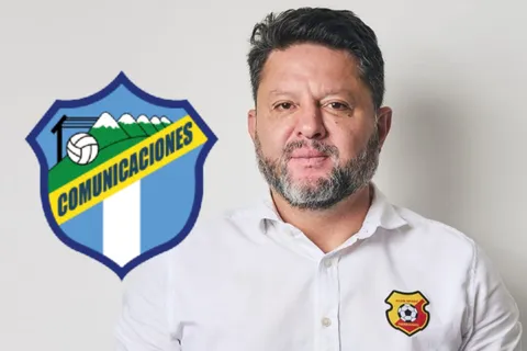 Jafet Soto con la camiseta de Herediano.
