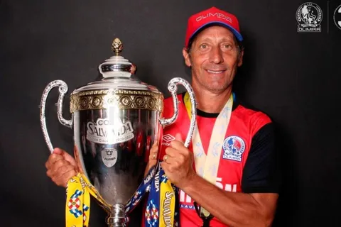 El pedido de Pedro Troglio para volver a dirigir al Olimpia