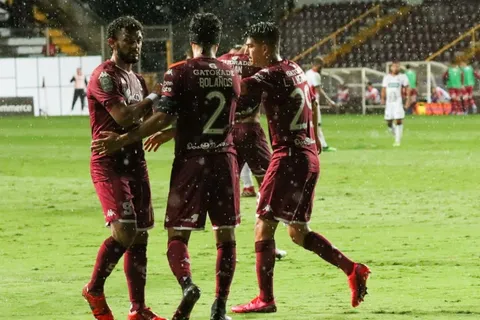 ¡Barrida en el Saprissa! Anunciaron la salida de seis futbolistas