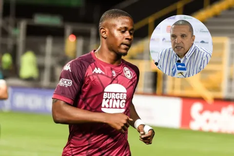 Gustavo Herrera necesitó sólo dos palabras para responderle a Erick Lonnis mientras se aleja de Saprissa