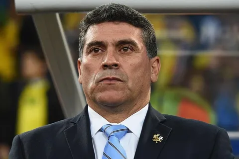 Por millonaria razón, Luis Fernando Suárez ya no sería DT de Panamá