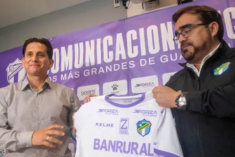 Tras anunciar a Sebastián Ayala, Comunicaciones quiere romper el mercado con un fichaje argentino