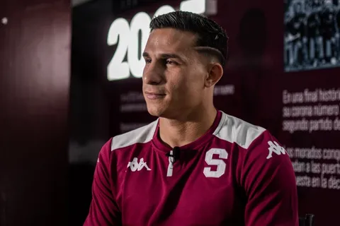 El cubano Luis Paradela es oficialmente jugador del Saprissa