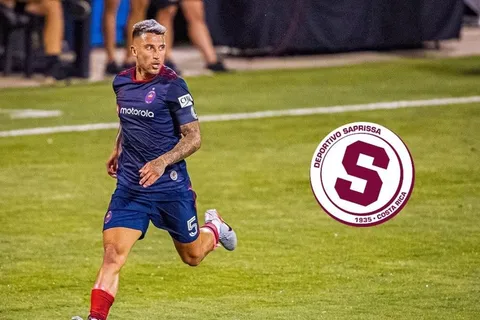 Francisco Calvo y el rumor sobre su regreso al Deportivo Saprissa fue despejado