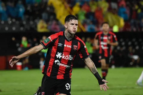 Anderson Canhoto vive un momento soñado en Alajuelense.