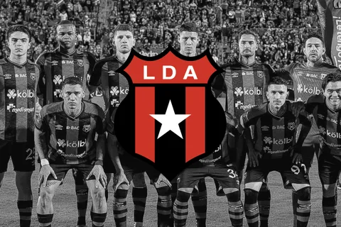"No merecen ponerse esa camiseta": ídolo de Alajuelense condena a todos luego del fracaso contra Herediano