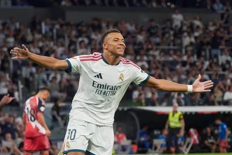 Presunto malestar en el Real Madrid por la defensa de Mbappé al Balón de Oro: qué se sabe