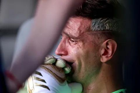 "Dar un paso al costado": Dibu Martínez sacude a la Argentina con su primer mensaje tras perder la final del Mundial 2026