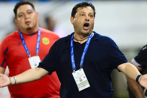 Jeaustin Campos revela las tres condiciones que deben cumplirse para seguir en Real España: "Nos da rabia"