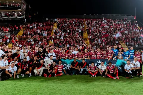 Alajuelense está en una nueva semifinal.