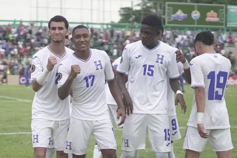 Honduras golea a Curazao y se mete a los cuartos de final [VIDEO]
