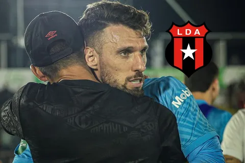 "Una mochila de dolor": el descargo de Washington Ortega que sorprende a Alajuelense antes de enfrentar a Herediano