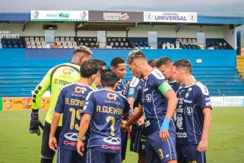 Cartaginés anunció su primer fichaje