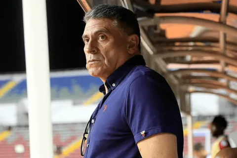Luis Fernando Suárez se defiende tras derrota de Costa Rica: "Me trajeron para clasificar al Mundial y lo logré"