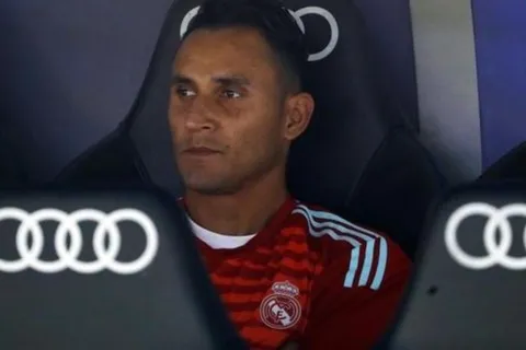 Keylor se suma a la nostalgia del Clásico