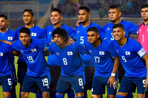 Se consuma la traición: nieto de una leyenda de El Salvador jugará en una selección asiática