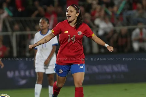 Costa Rica goleó a El Salvador y se clasificó a la siguiente fase del preolímpico