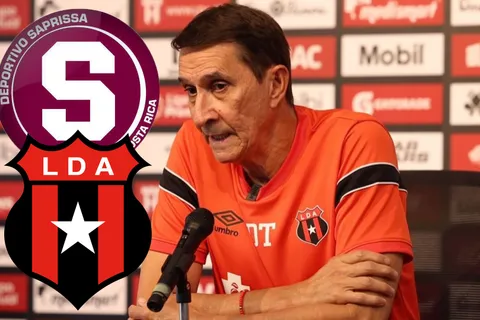 "Ninguno entiende": Guimaraes destapa su furia sin guardarse nada tras el empate de Alajuelense y Saprissa