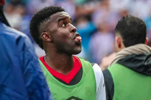 Joel Campbell tiene todo listo.