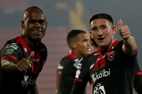 Ex jugador de Alajuelense firmó con club grande de Sudamérica
