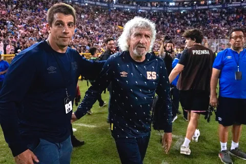 Mágico González criticó al fútbol salvadoreño y denunció la "codicia" de "tres garrapatas"